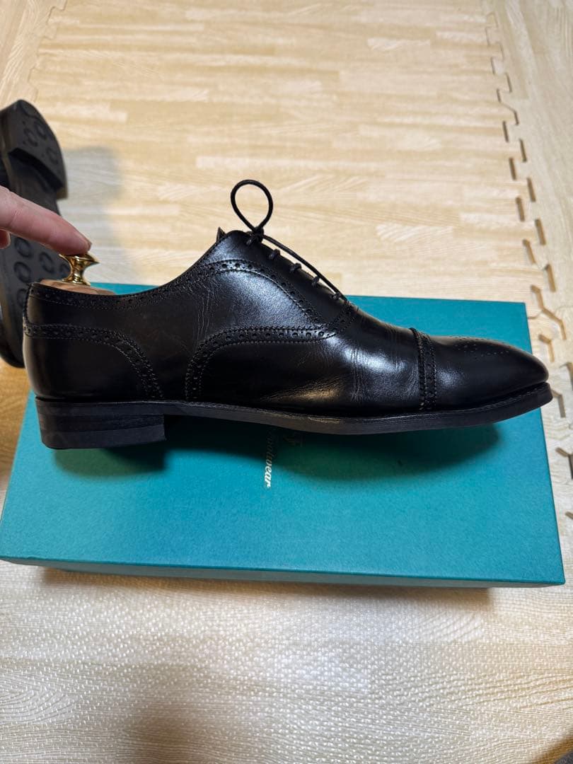 カルミナ CARMINA セミブローグ 黒 内羽根 8.5インチ（27.0cm）