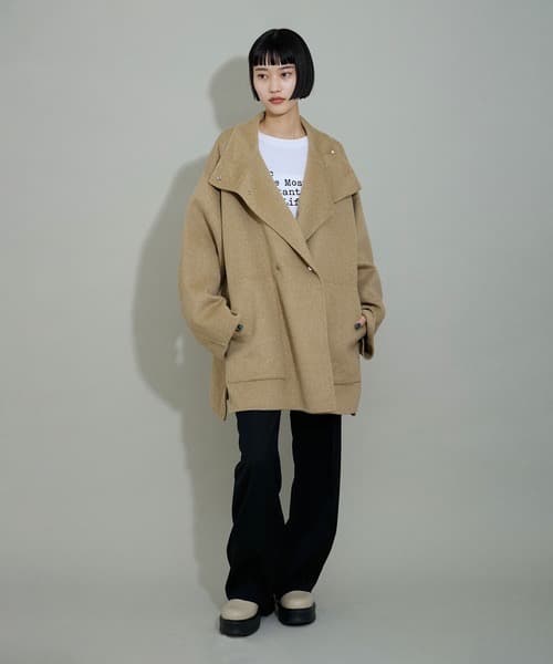 アダムへロペ　2024スタンドカラーハーフリバーコート