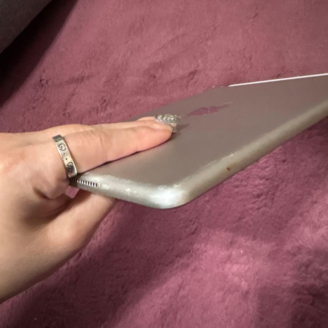 IPad 第6世代 32GB Wi-Fi+セルラーモデルA1954