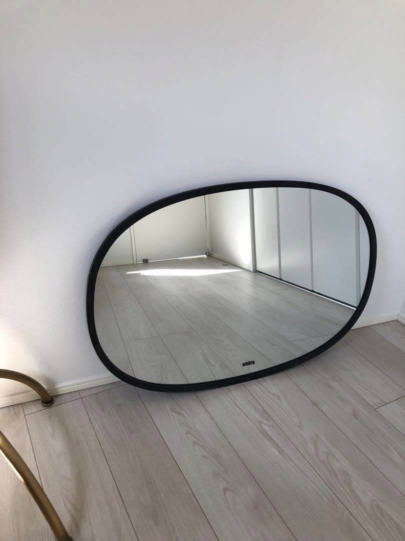 umbra ハブ ミラー オーバル ブラック 91×61cm