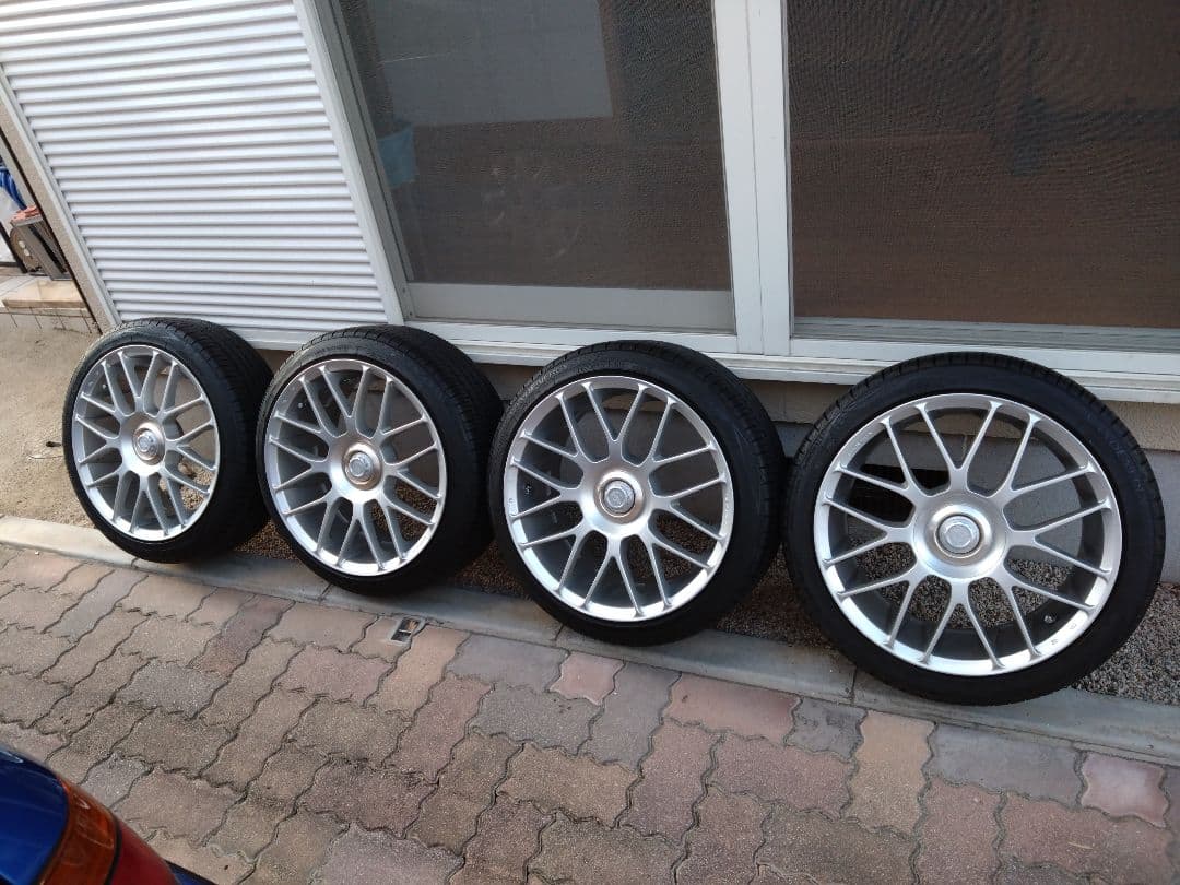 CRIMSON Racing Sparco 17インチ 114.3 4穴 5穴