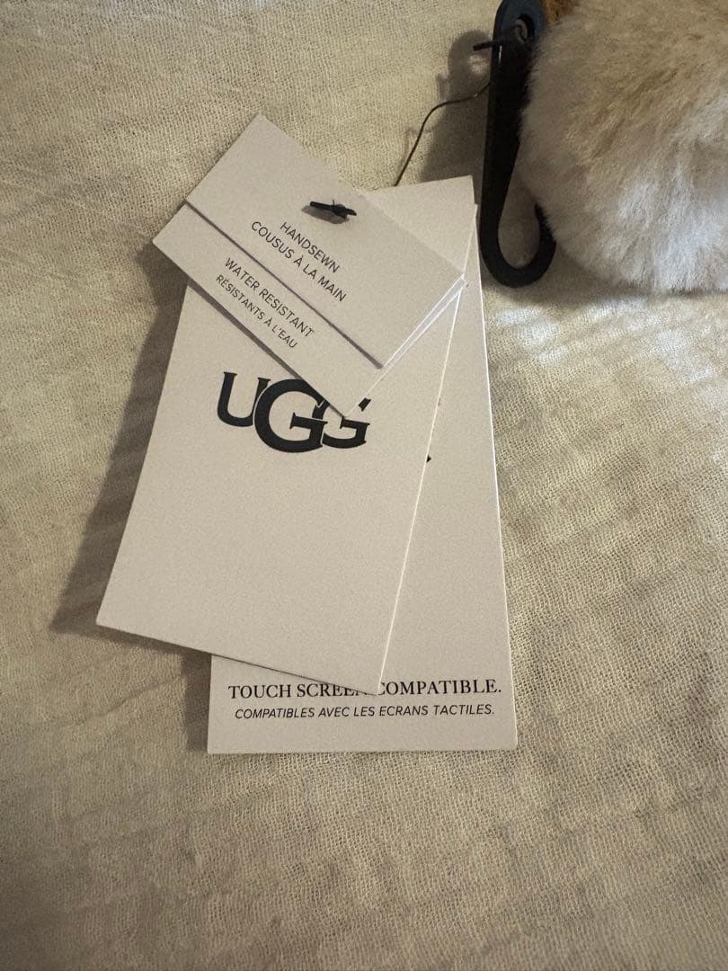 【新品未使用】UGG シープスキンシームドグローブ (手袋) Chestnut