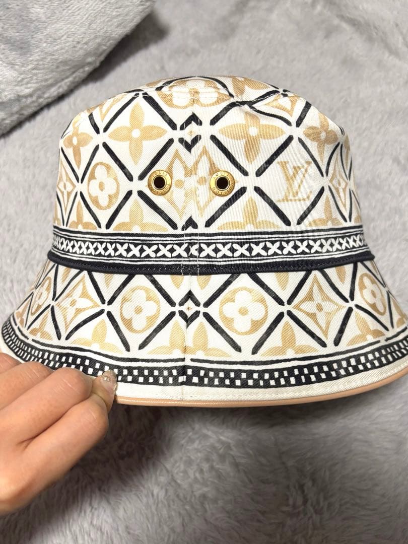 LOUIS VUITTON モノグラム リバーシブル バケットハット ベージュ