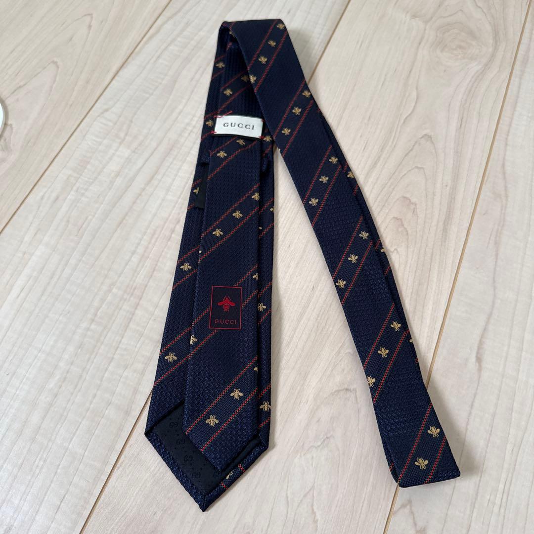 GUCCI ビー（ハチ）＆ウェブ ストライプ シルクジャカード ネクタイ 超美品