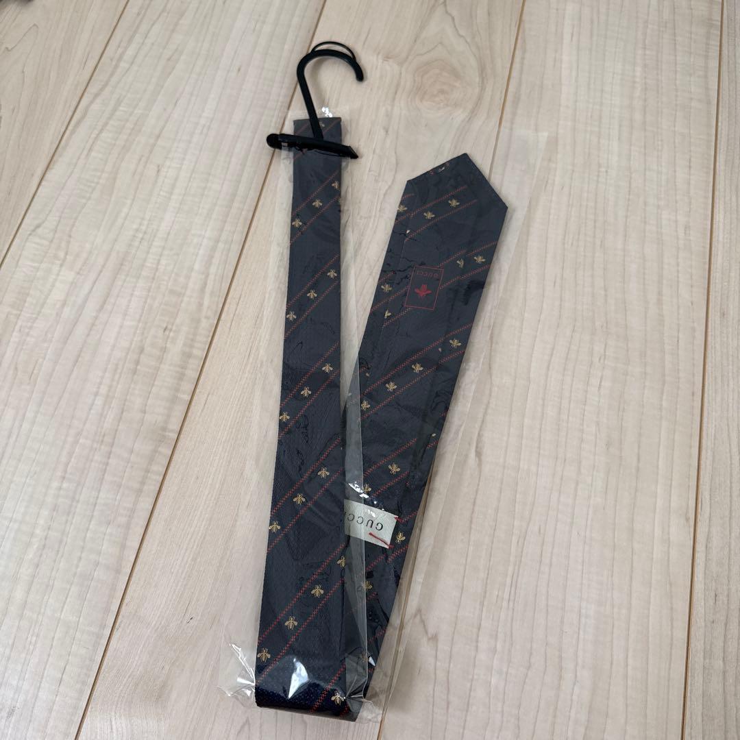 GUCCI ビー（ハチ）＆ウェブ ストライプ シルクジャカード ネクタイ 超美品