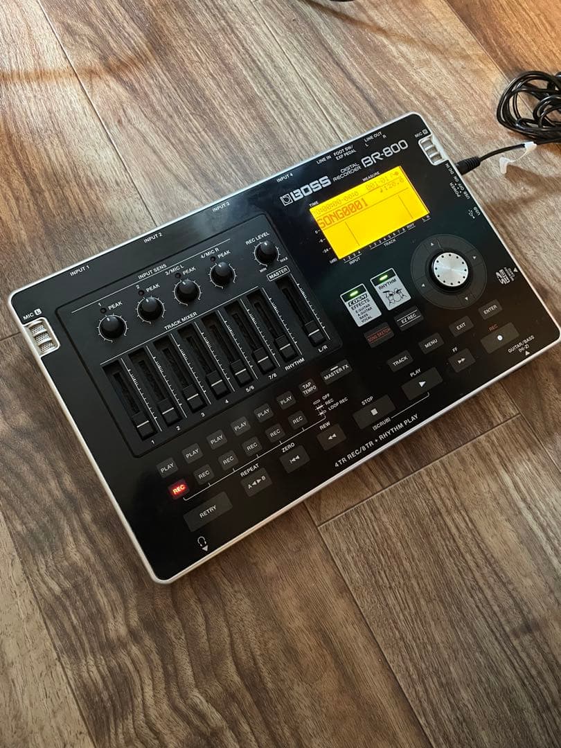 BOSS BR-800 マルチトラックレコーダー