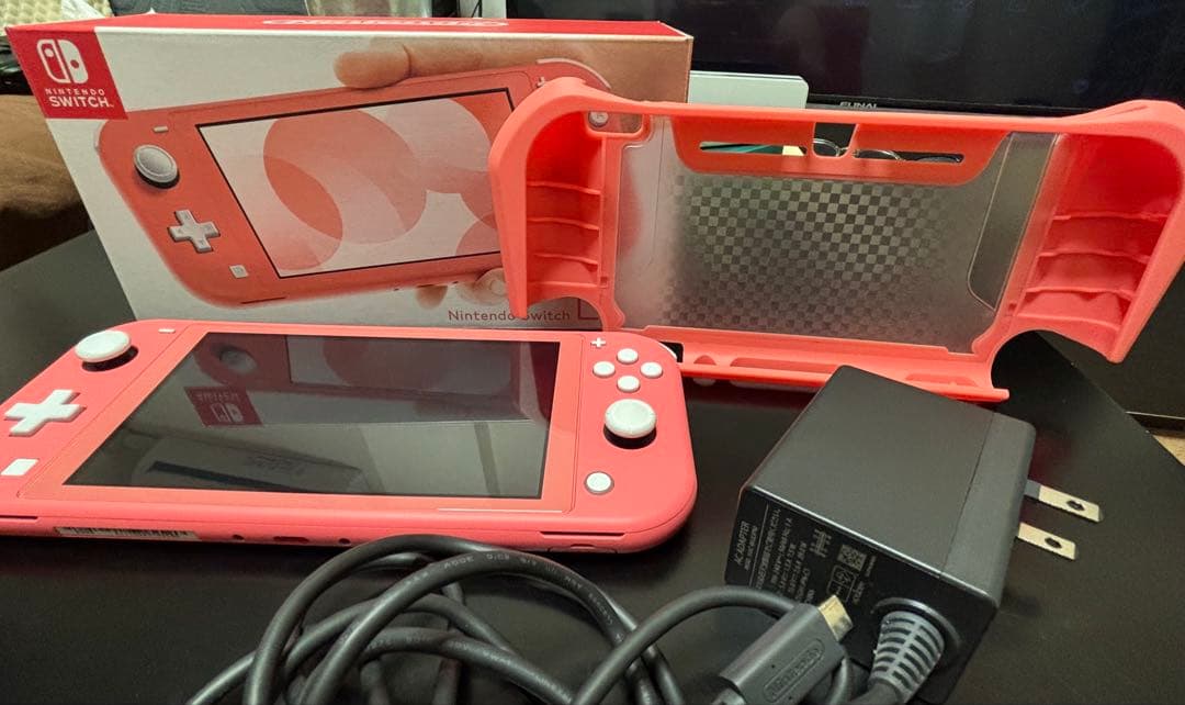 【群馬直接取引】美品【Switchライト】保護フィルム、ケース、充電器、箱セット