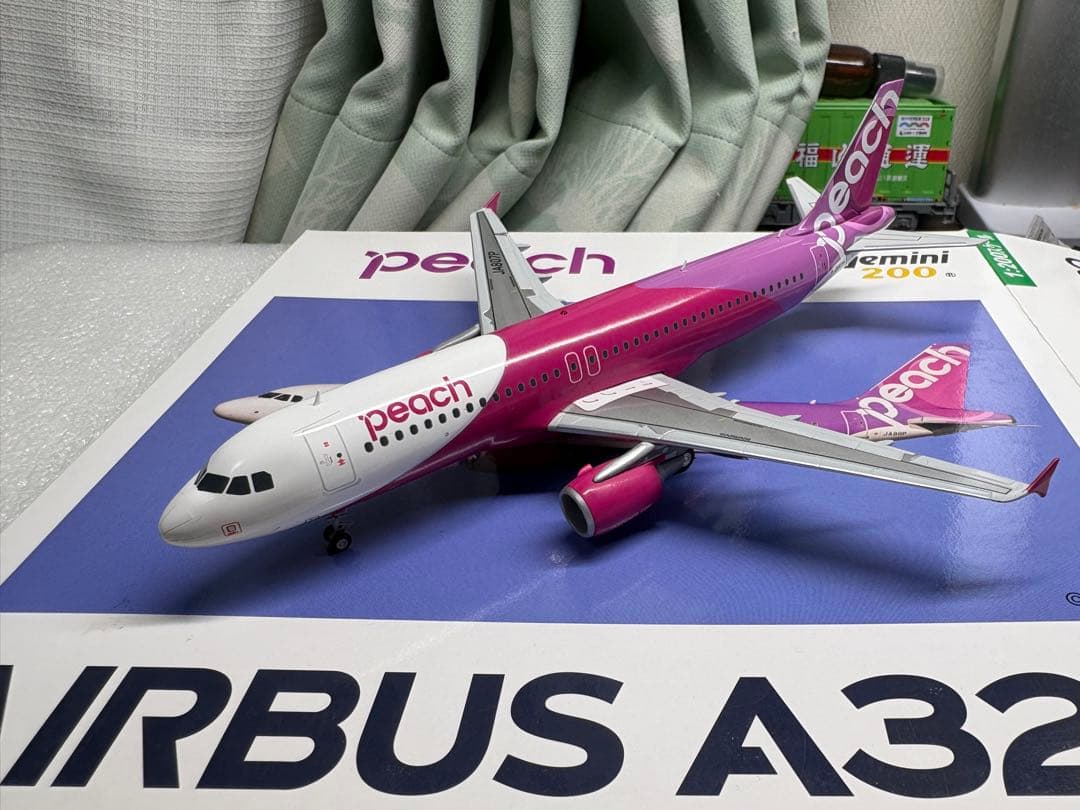 Gemini 200 Airbus A320 ピーチJA807P クロスウィング