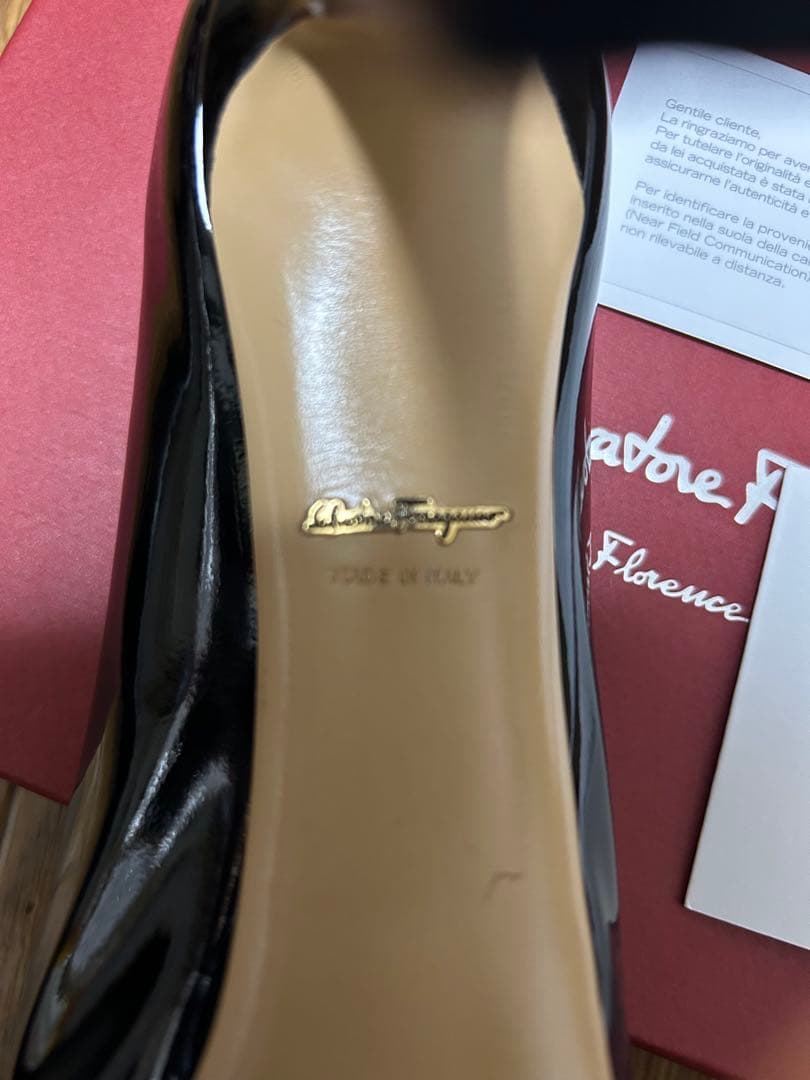 Salvatore Ferragamo 新品未使用　フェラガモ　ハイヒール