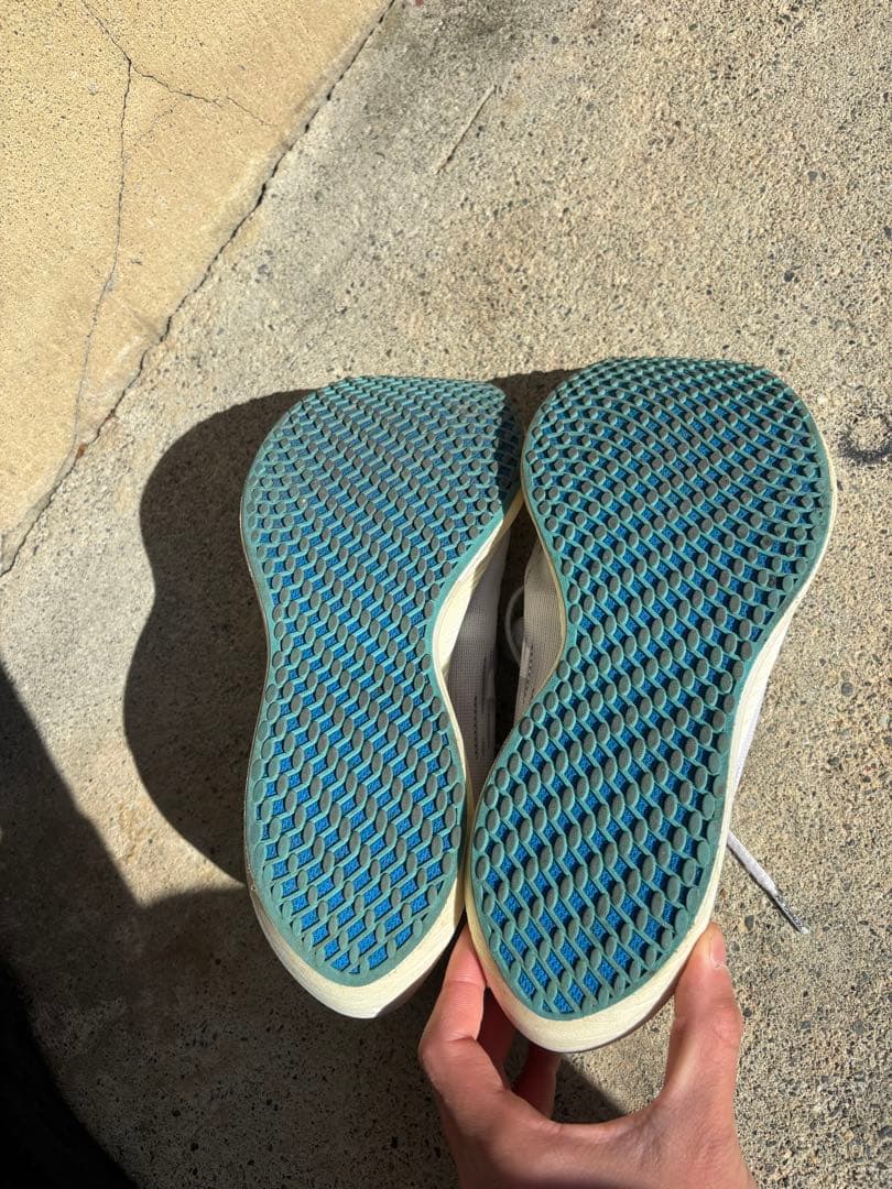 Mizuno ウェーブリベリオンナチュラル 27