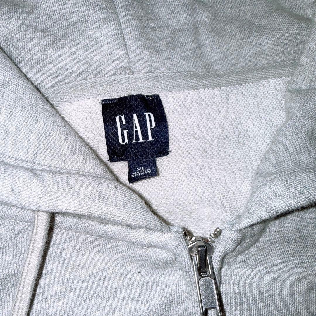 30th アニバーサリー GAPロゴ ジップアップパーカー　クロップドパーカー