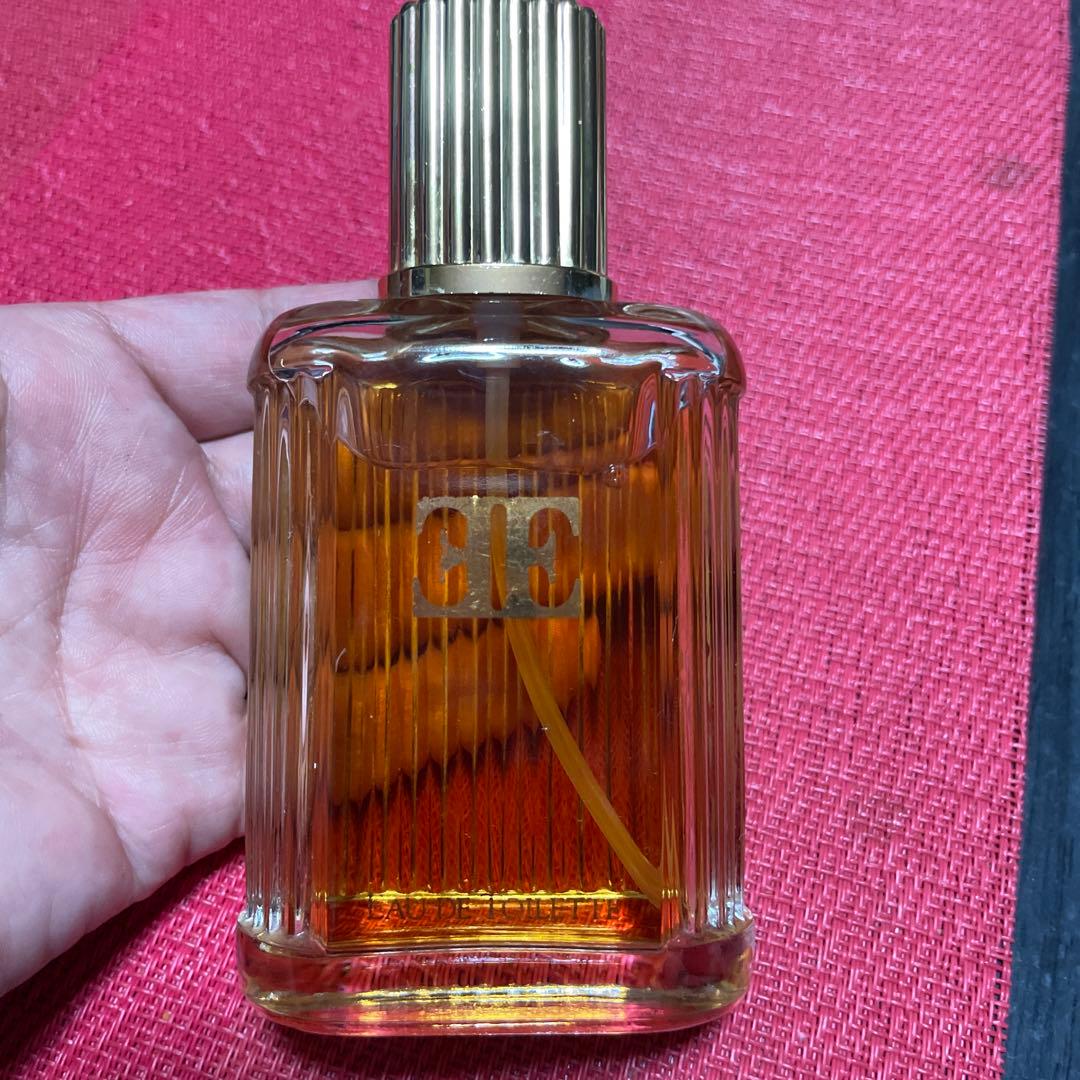 Escada Pour Homme 男性用香水