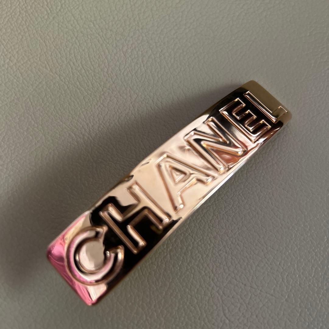 CHANELバレッタ　新品