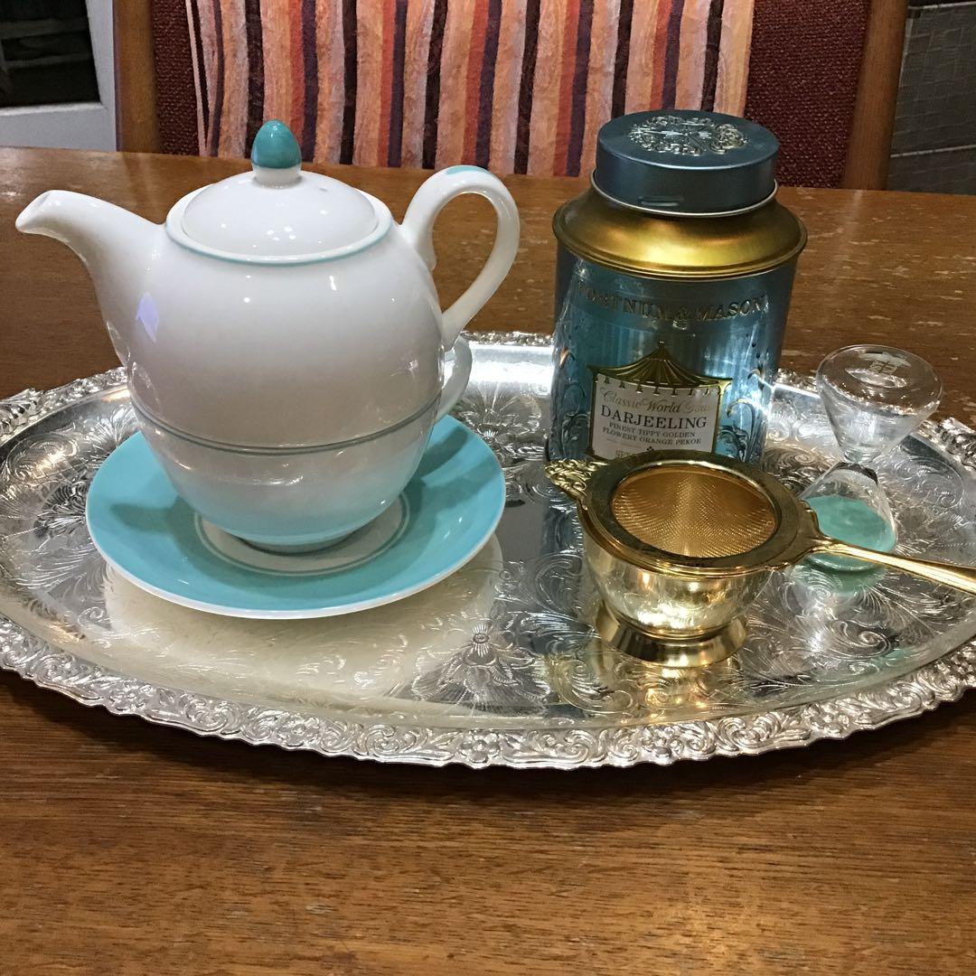 イギリス製　　　シルバートレー　　　　　銀メッキ