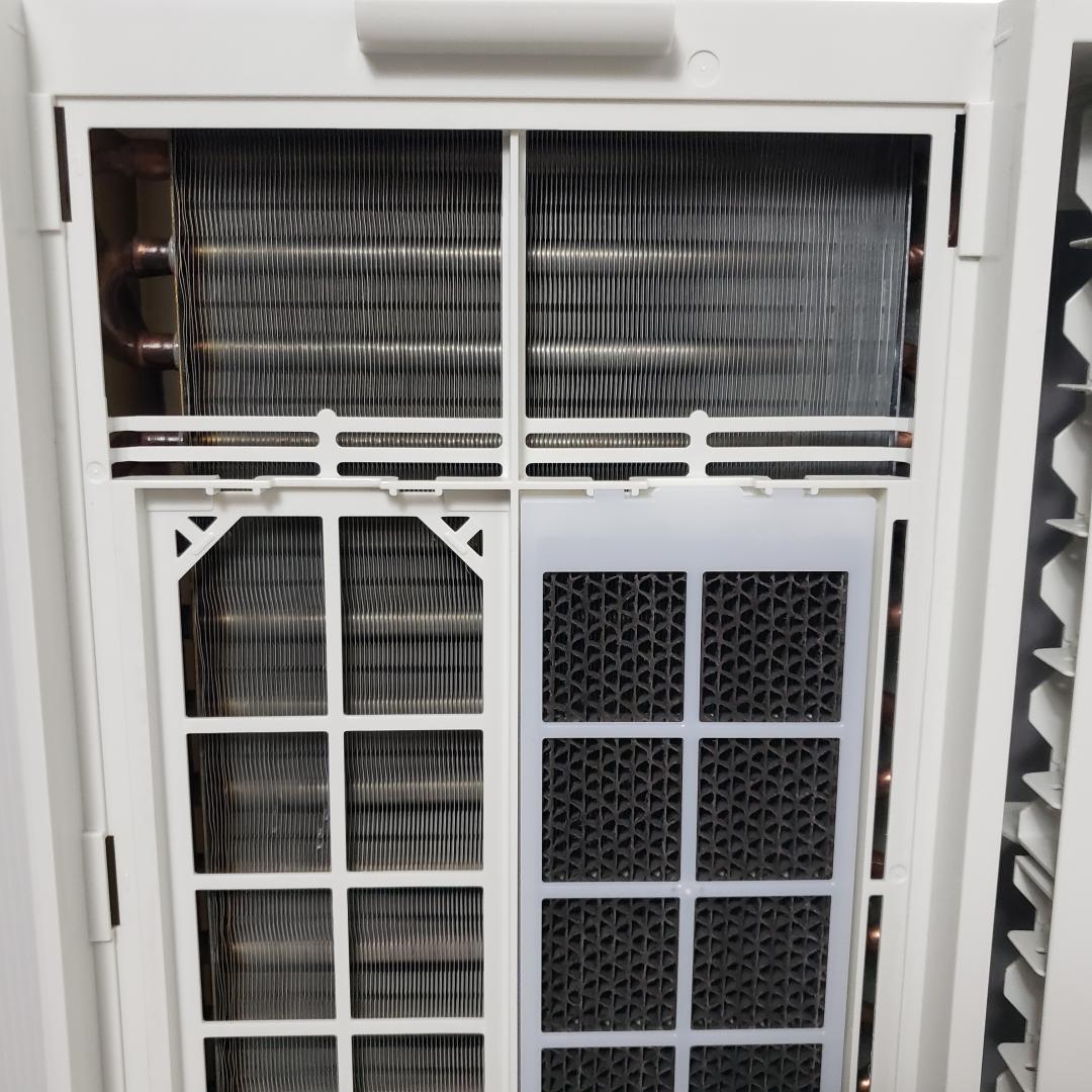 【美品】★2023年製　コロナウィンドウエアコン CW-1623R