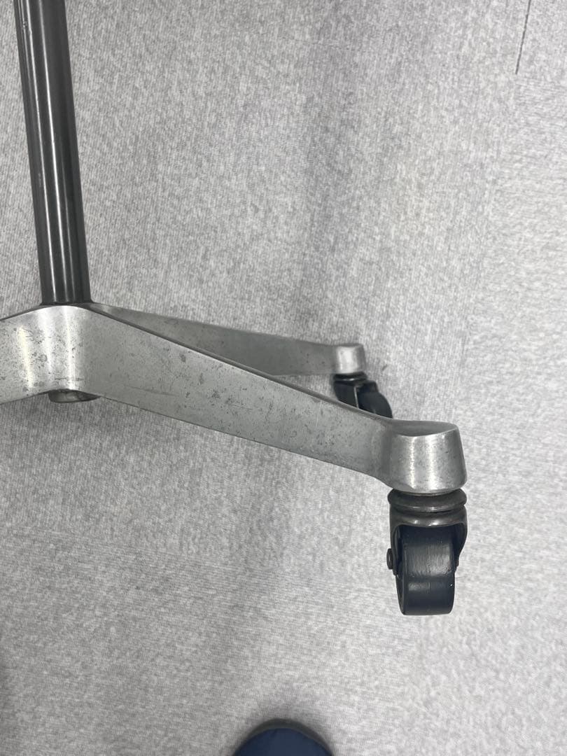 YZQ様オリジナル ハーマンミラー ヴィンテージ イームズ アームシェル引取OK