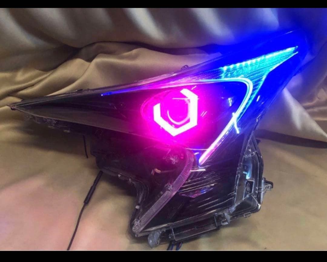 プリウス50 前期　3眼赤青紫　六角リング　ポジ青⇔白　ウィポジ青　レクサスBL