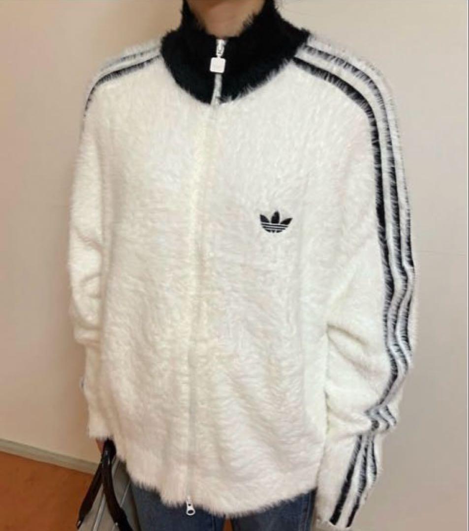ふわふわ‪☆完売サイズ♪新品未使用☆ adidas フェイクモヘヤ TT