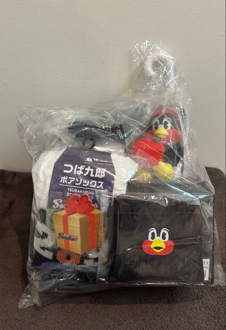 【新品】ヤクルトスワローズ 2025年つば九郎ファン感謝DAYセット