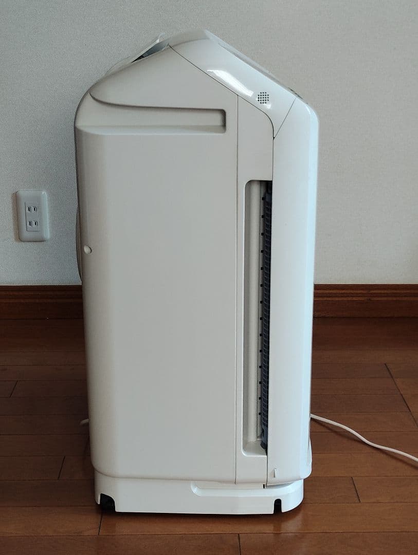 ダイキン 加湿ストリーマ空気清浄機 ACZ70P-W 2013年製