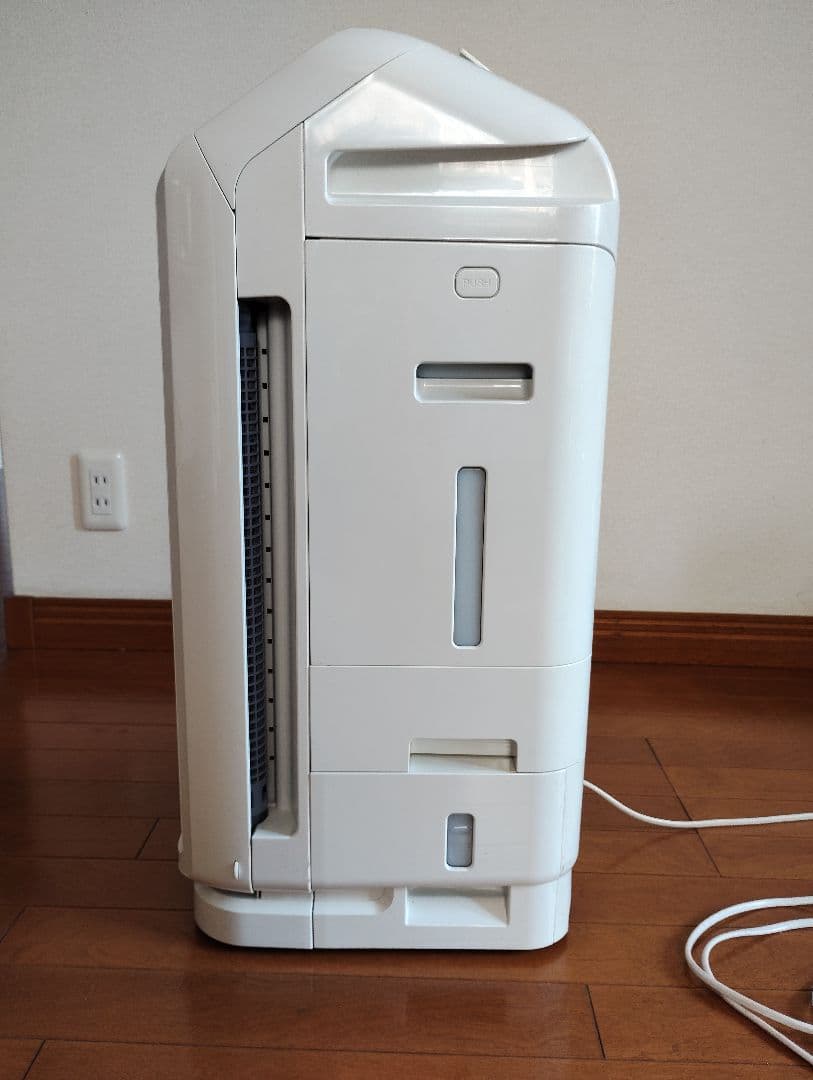 ダイキン 加湿ストリーマ空気清浄機 ACZ70P-W 2013年製