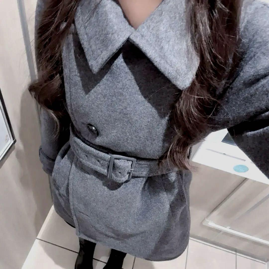 〘SLY〙STAND NECK BELTED S/COAT 【グレー】