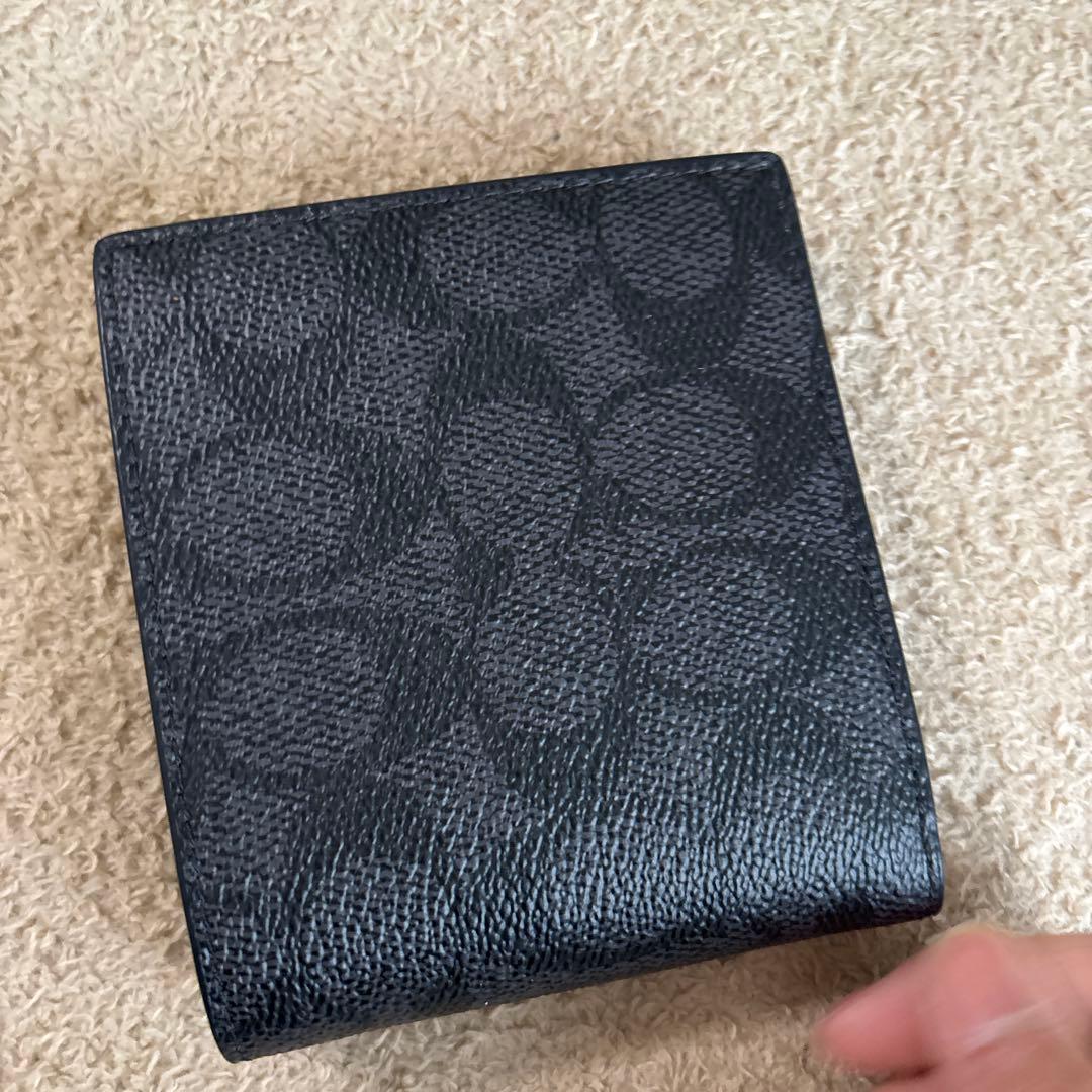 COACH ブラックレザー 二つ折り財布
