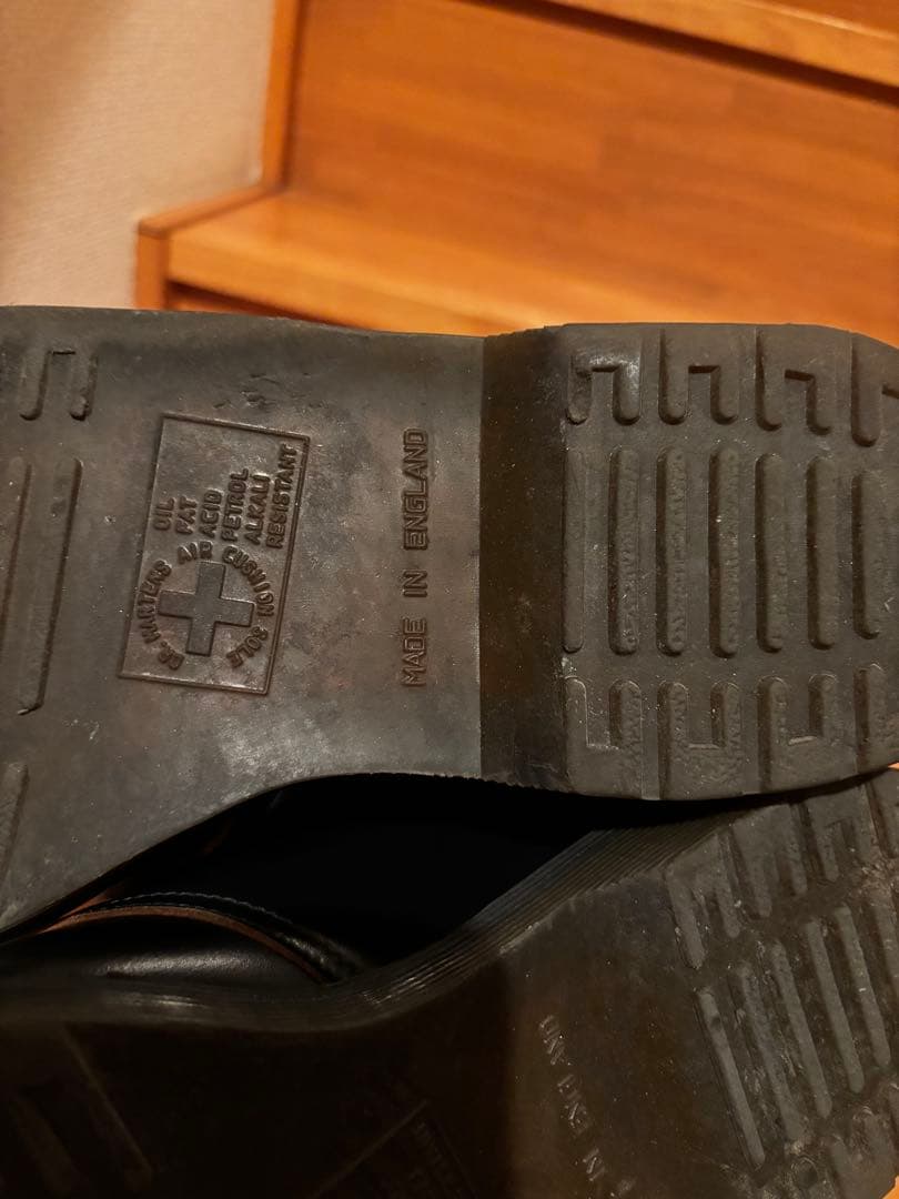 ドクターマーチン3ホール　イングランド製　UK8