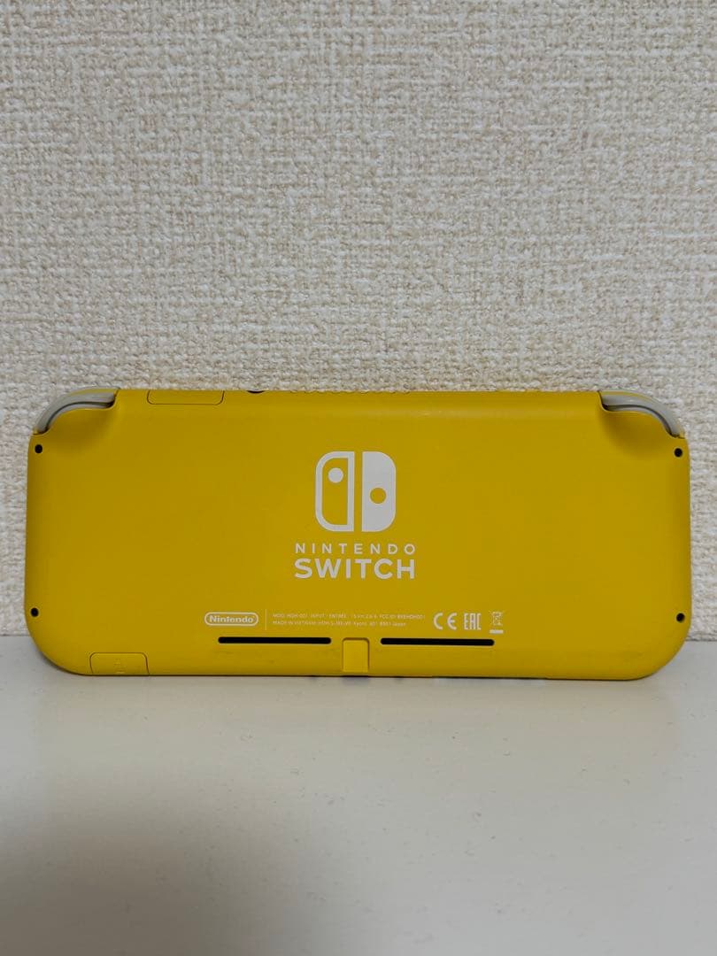 Nintendo Switch Lite 本体　充電器付き