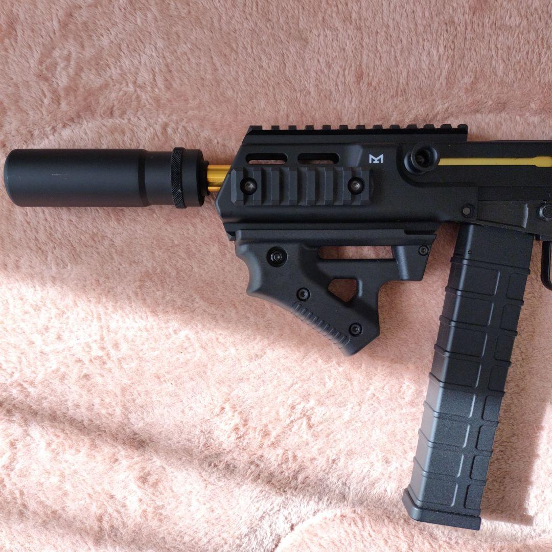 東京マルイ　スコーピオン　電動ガンSCORPION リポ電池付　弾倉２本付