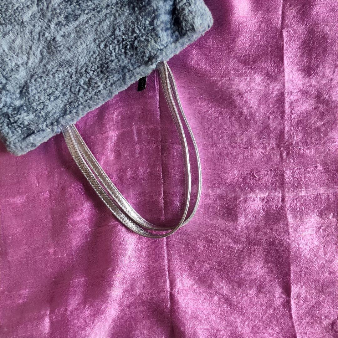 ♦️MIU MIU ミュウミュウ モコモコ　ファーミニバッグ　ブルーグレー