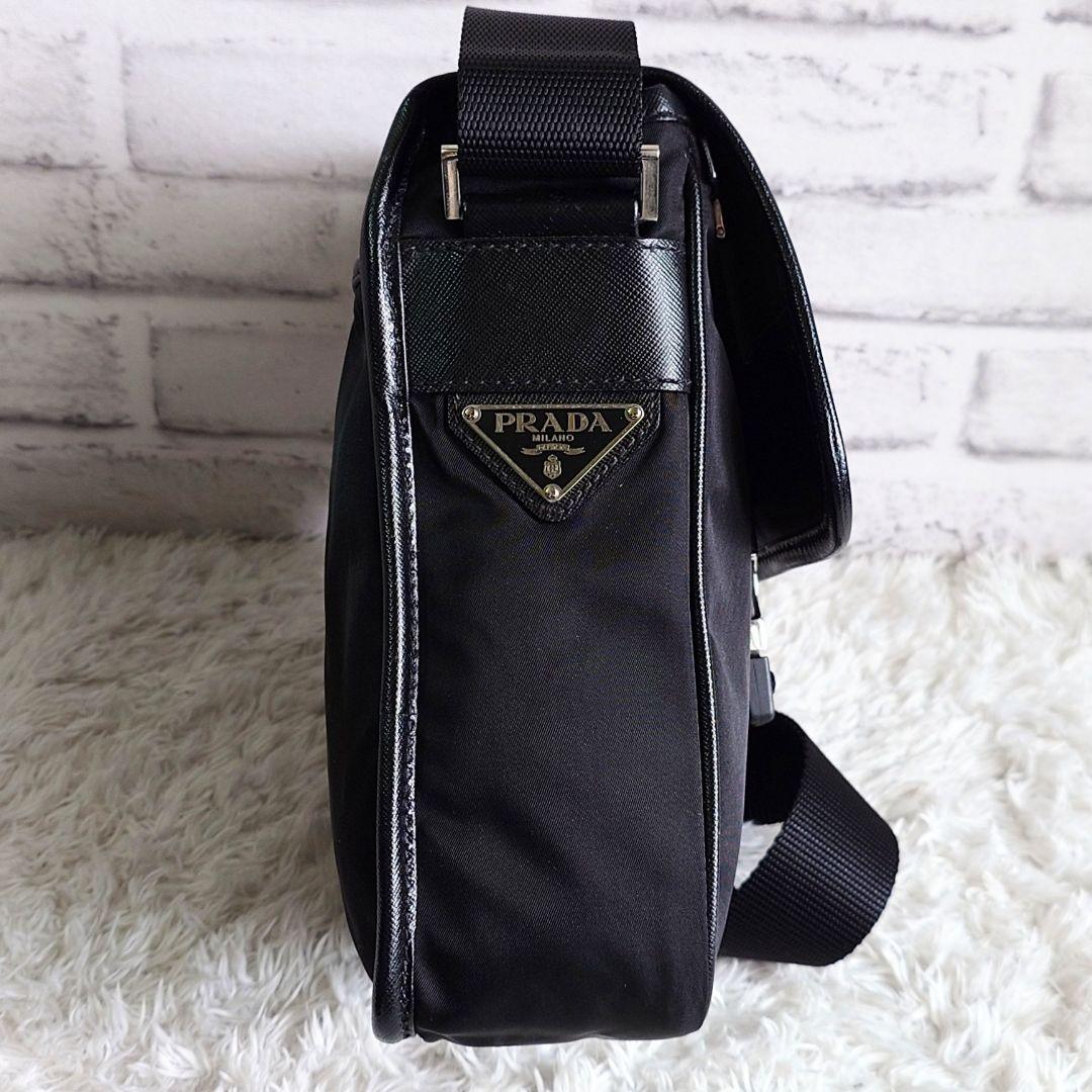 美品 プラダ ショルダーバッグ クロスボディ 三角ロゴ ナイロン サフィアーノ