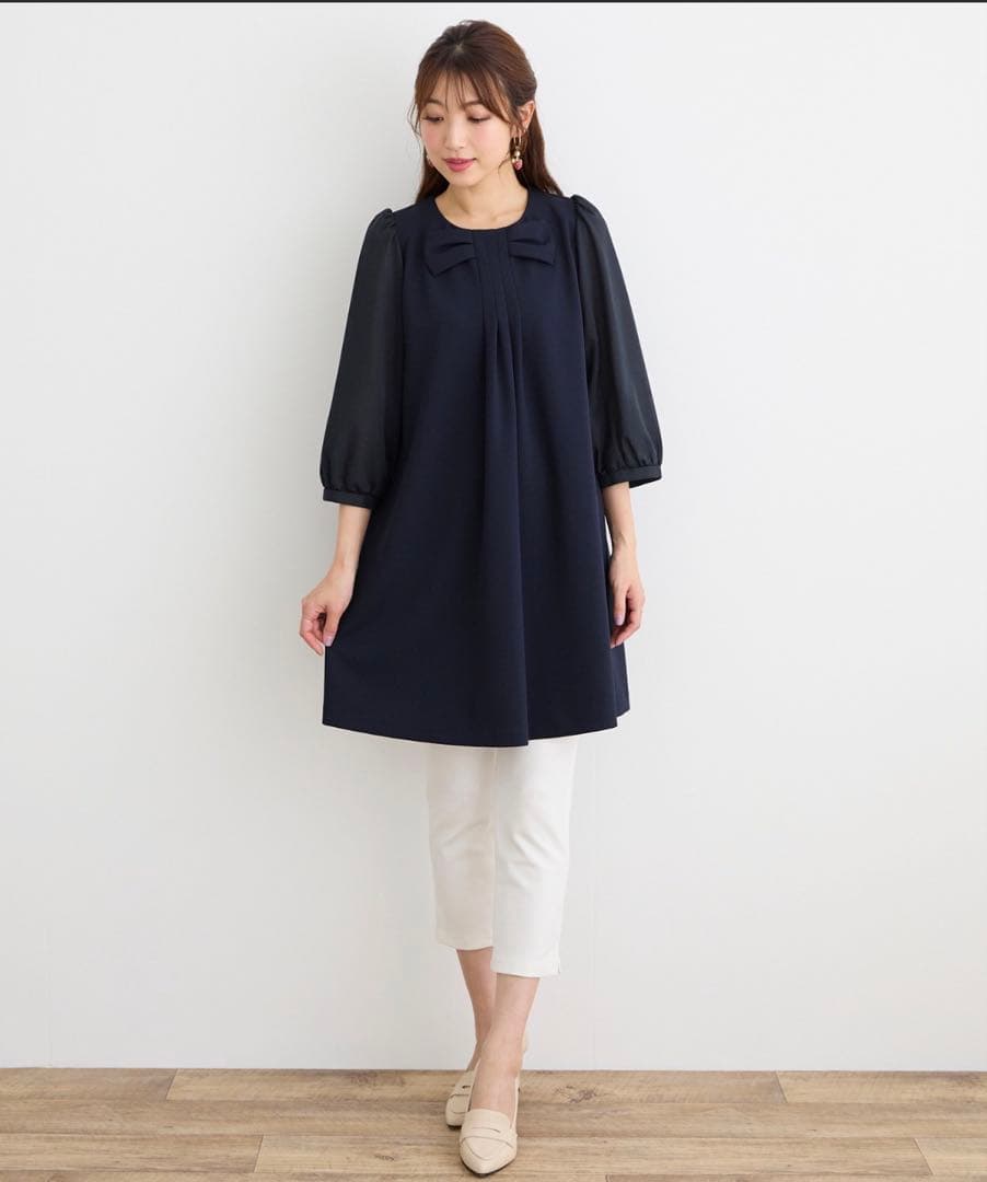 美品☆ローズティアラ胸元リボン風チュニックワンピース紺大きいサイズ46