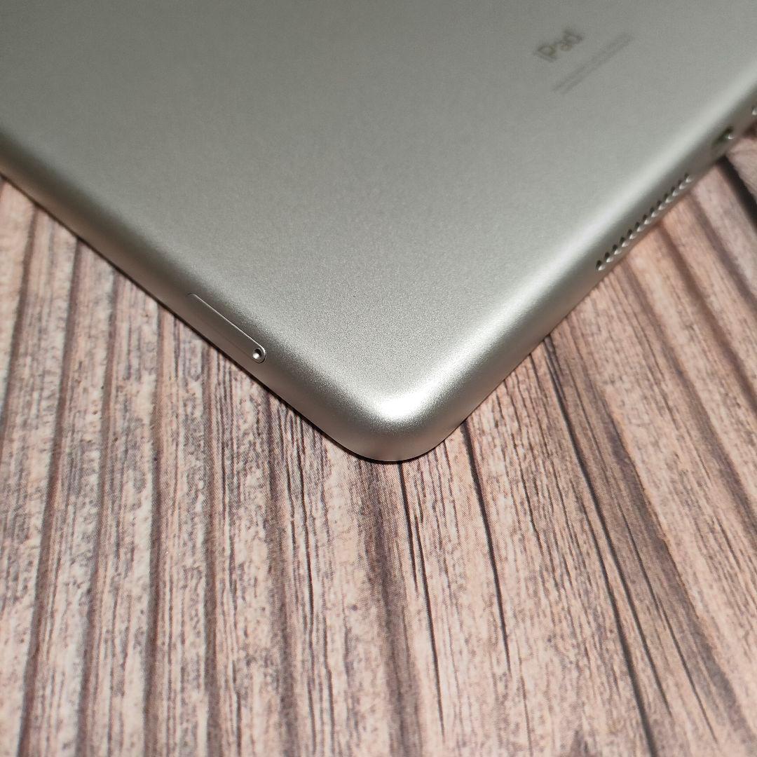 apple iPad 第8世代 32GB SIMフリー バッテリー97%超美品