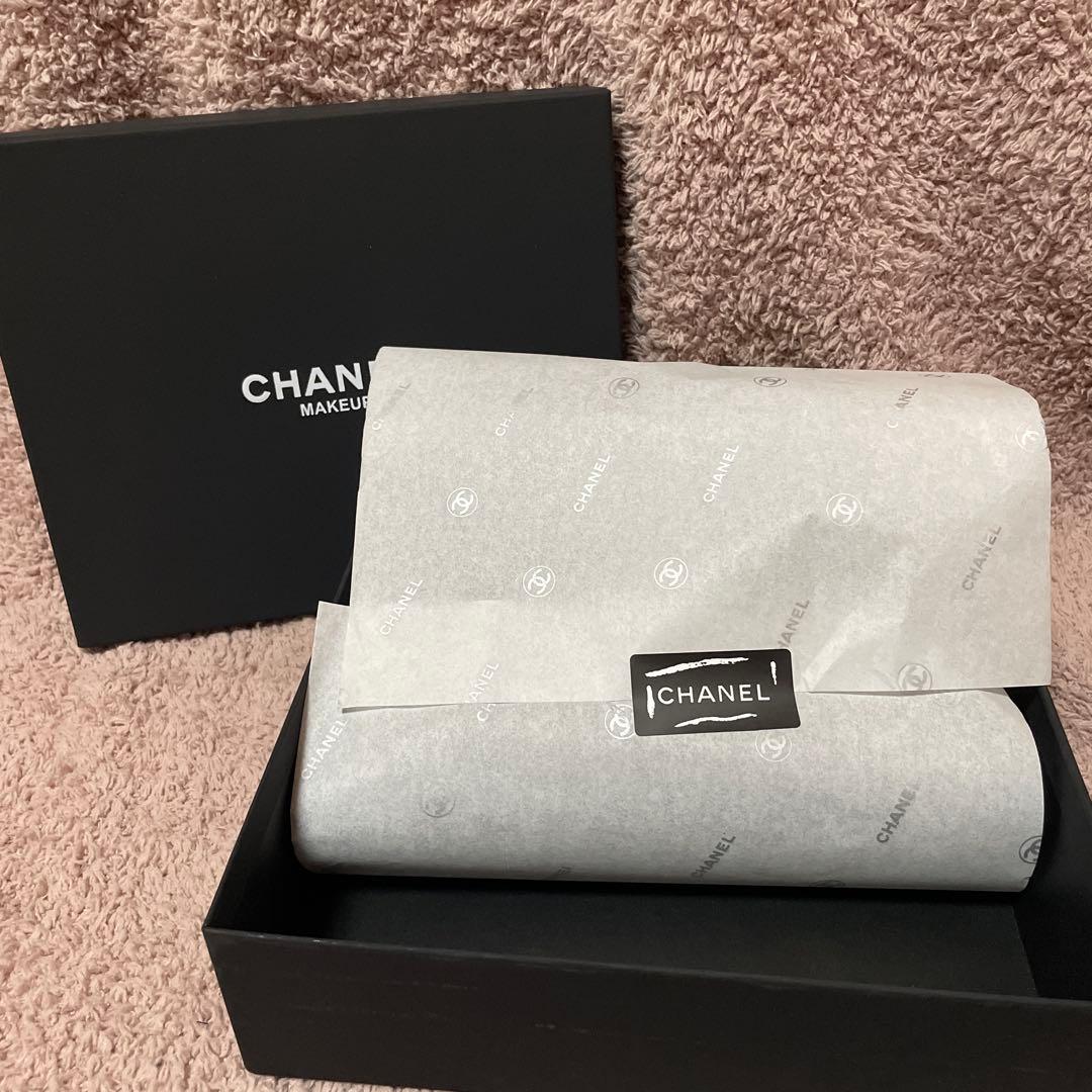 CHANEL キルティング エナメル加工バッグCHANEL31ノベルティ