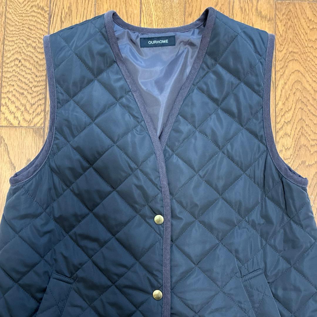 OUR アワーホーム ロング キルティングベスト ブラウン