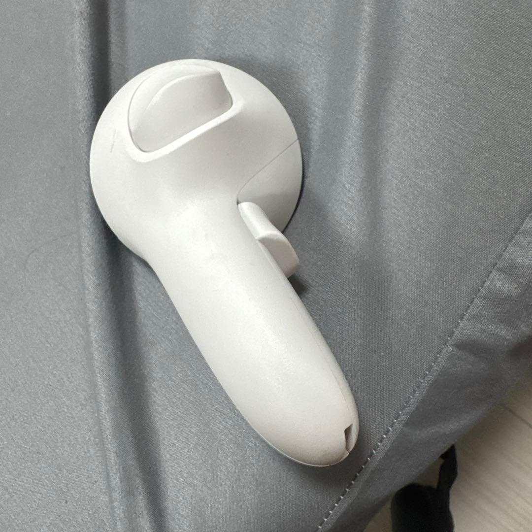 ち*お様 メタクエスト3 3s コントローラ 右のみ