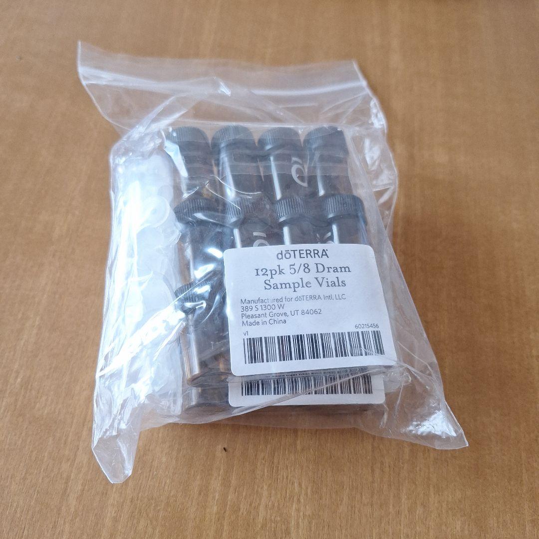 doTERRA エッセンシャルオイルセット 25本以上 ケース付き