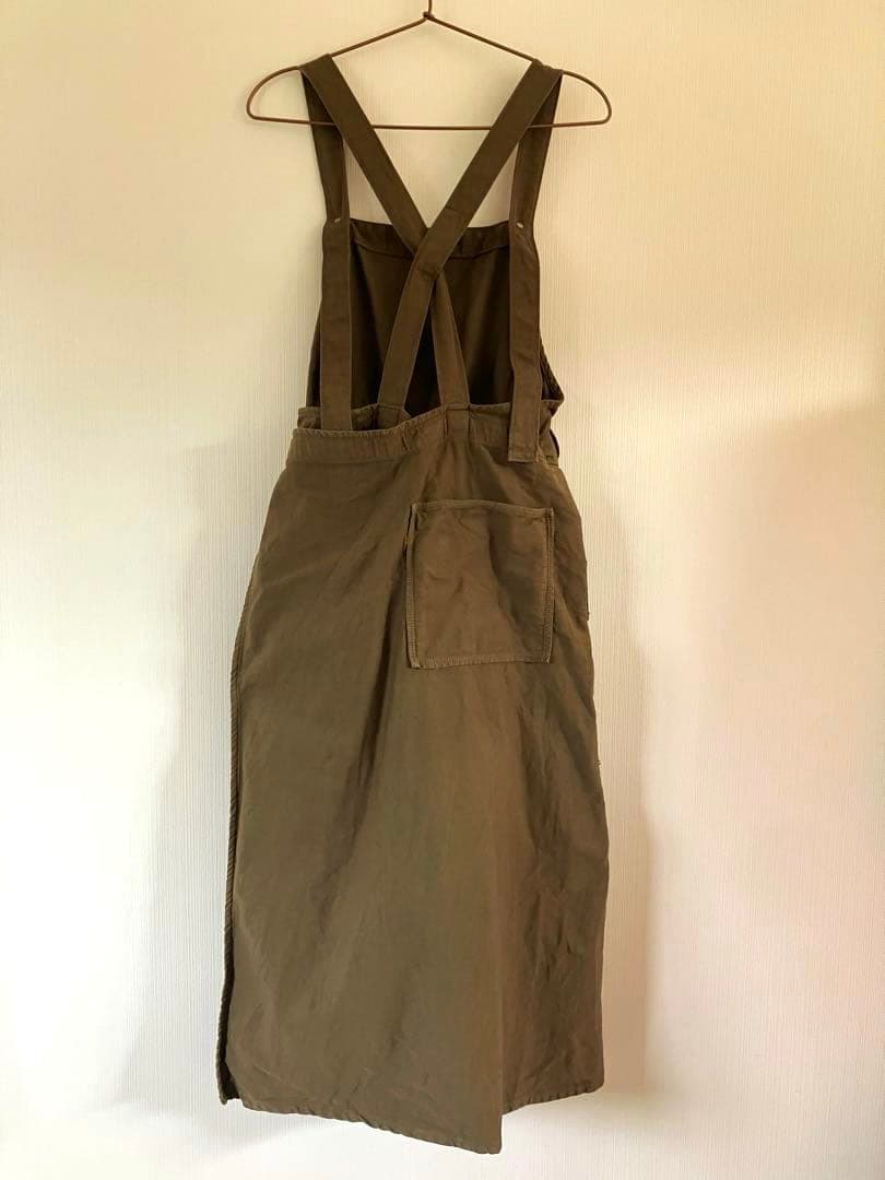 ●ほぼ未使用品●45R 45rpm●麦サテンのエプロンドレス ワンピース カーキ