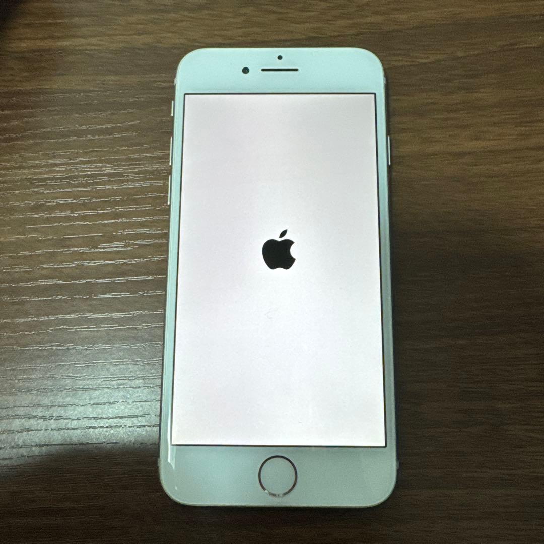 iPhone8 64GB docomo シルバー