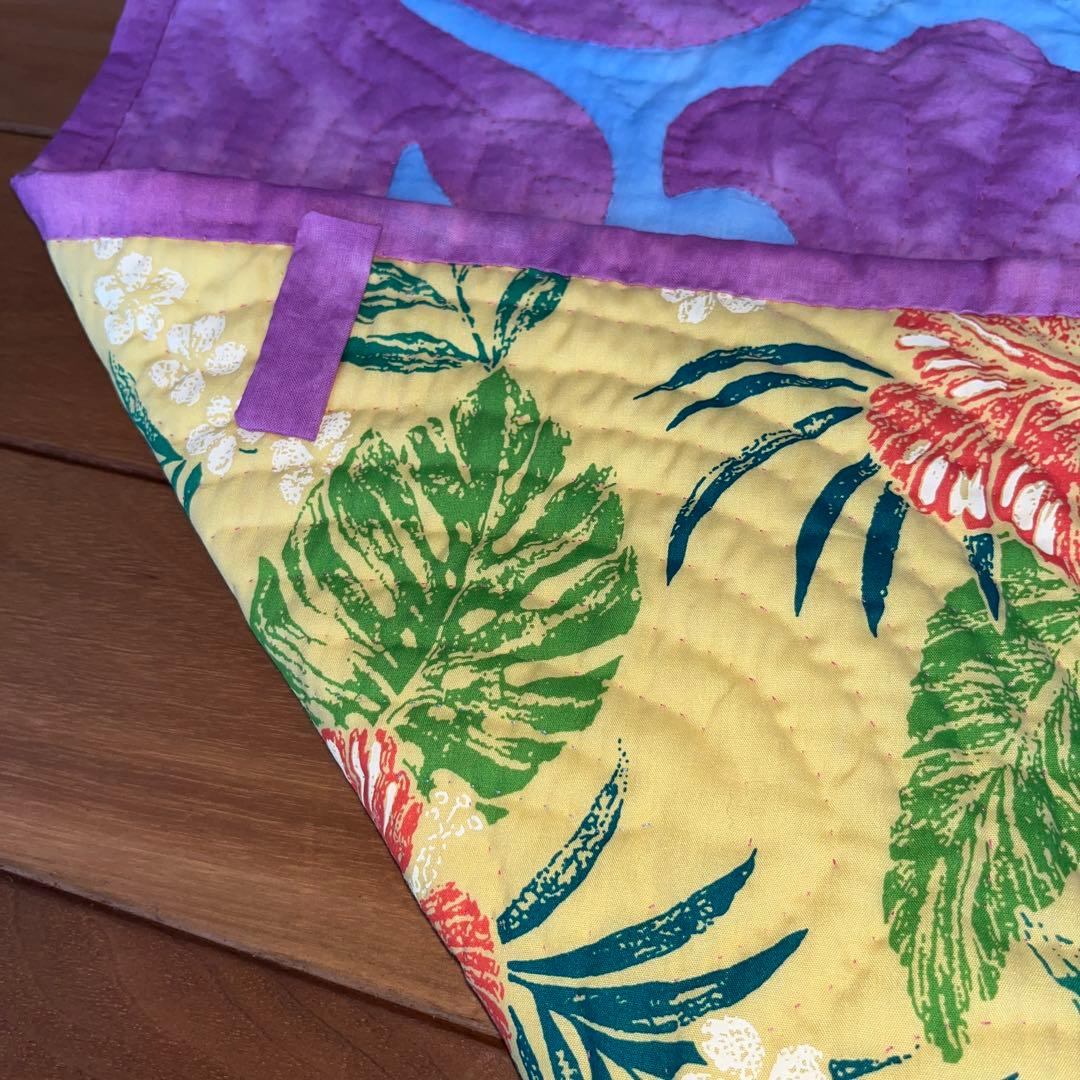 ハワイアンキルト　タペストリー