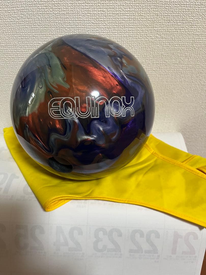 ボウリングボール