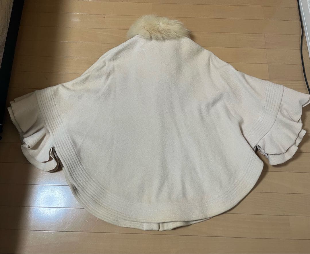 Sov❶アイボリー ❷ベージュ ファー付き ポンチョコート、2着