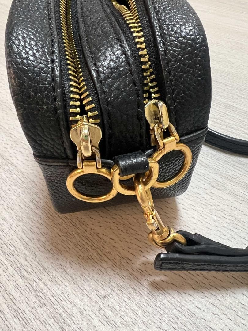 【トリーバーチ】黒 レザー ボディバッグ