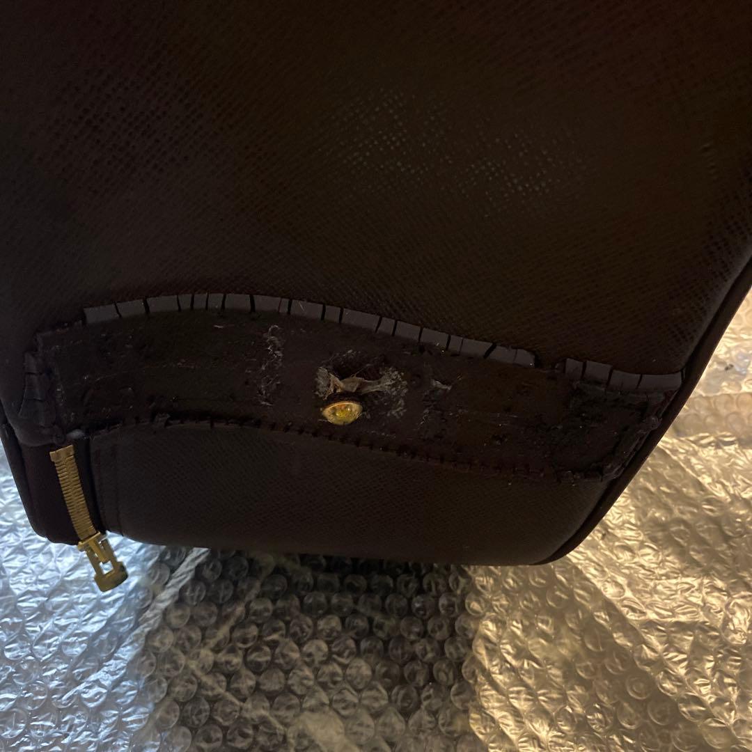 ルイヴィトン　キャリーケース