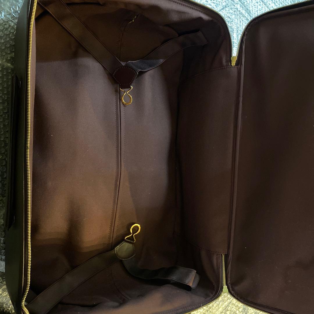 ルイヴィトン　キャリーケース