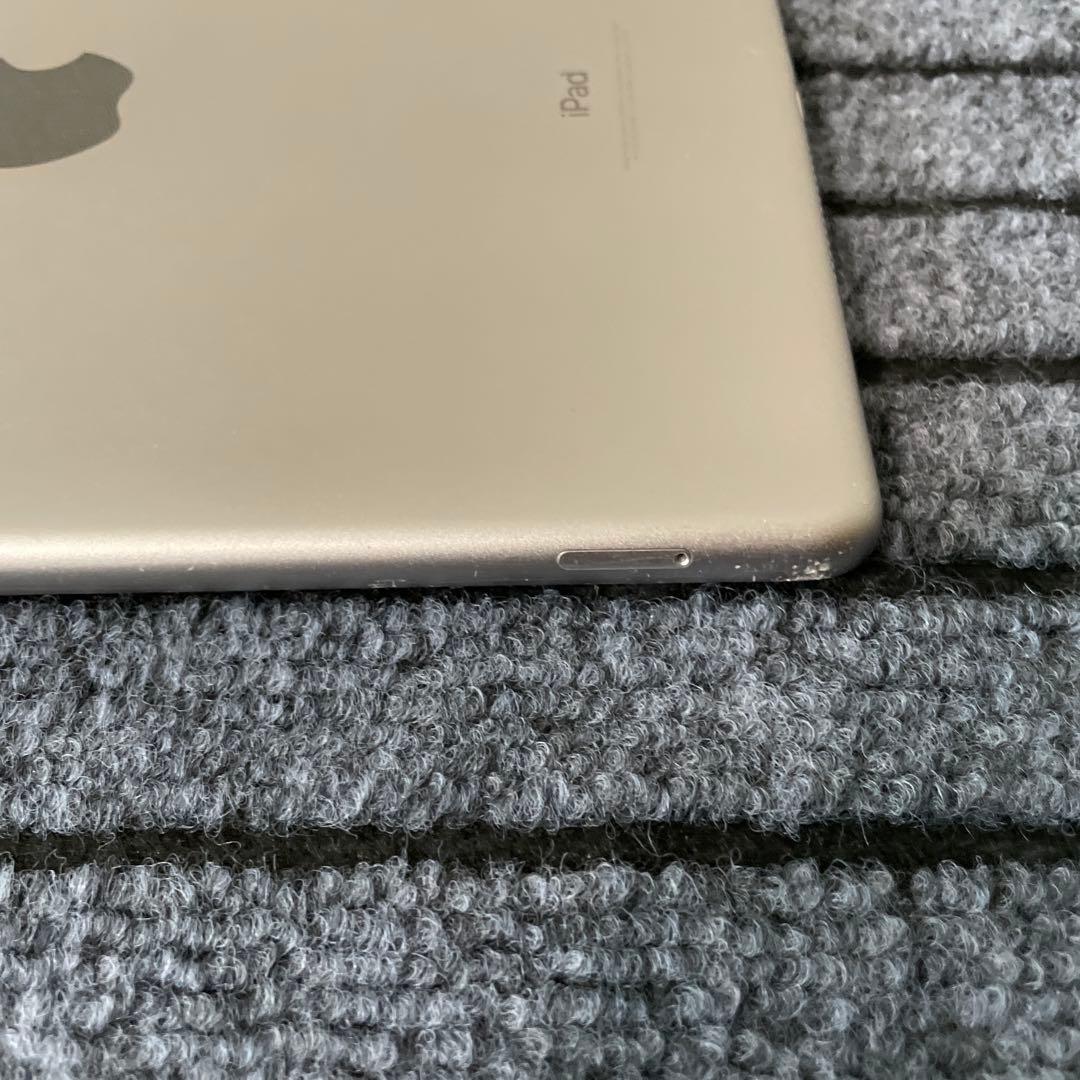 234【早い者勝ち】 iPad 6世代 128GB SIMフリー スペースグレイ