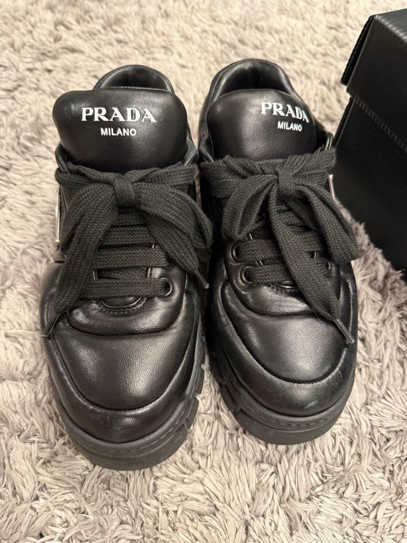 PRADA ブラック スニーカー 37 ブラック　厚底　箱付き