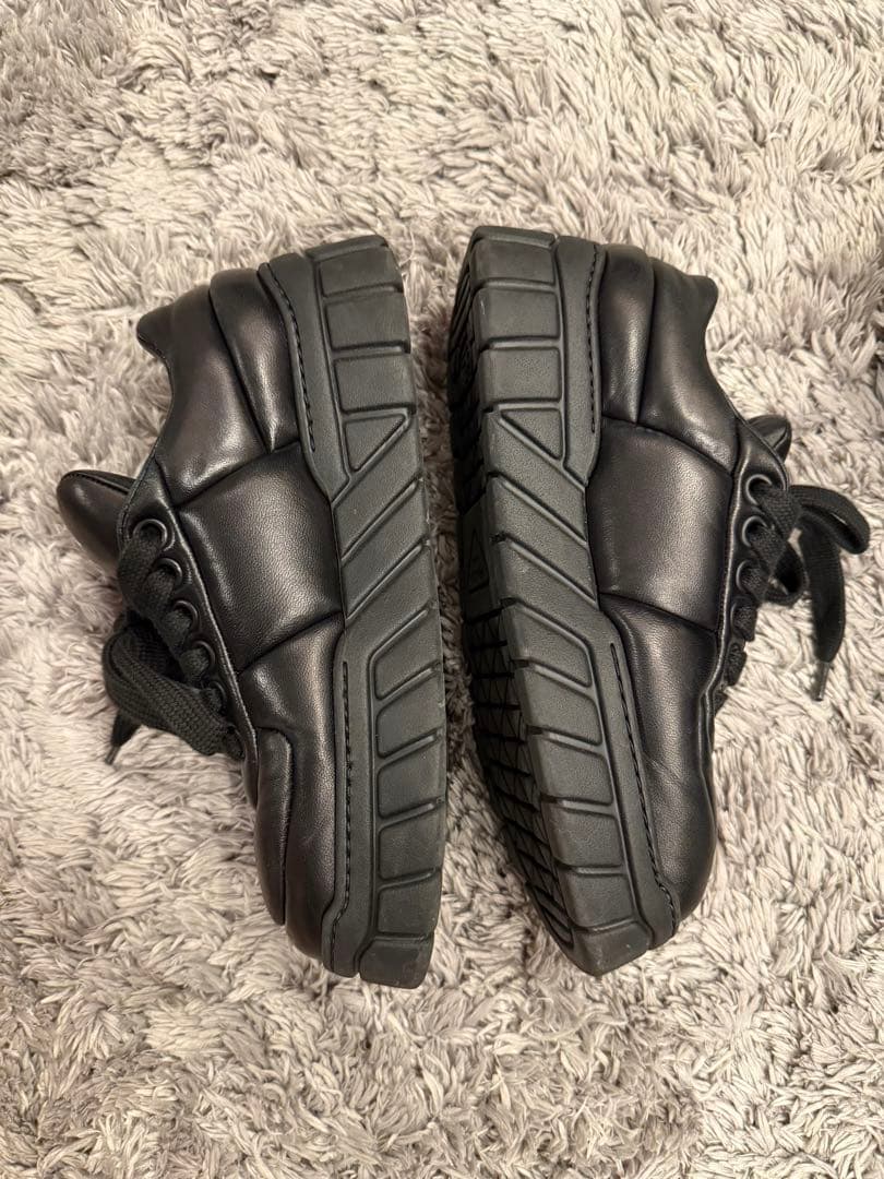 PRADA ブラック スニーカー 37 ブラック　厚底　箱付き