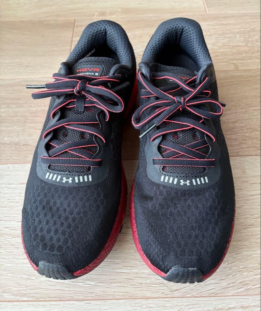【超美品】アンダーアーマー HOVR MACHINA2 ランシュー 25.5㎝